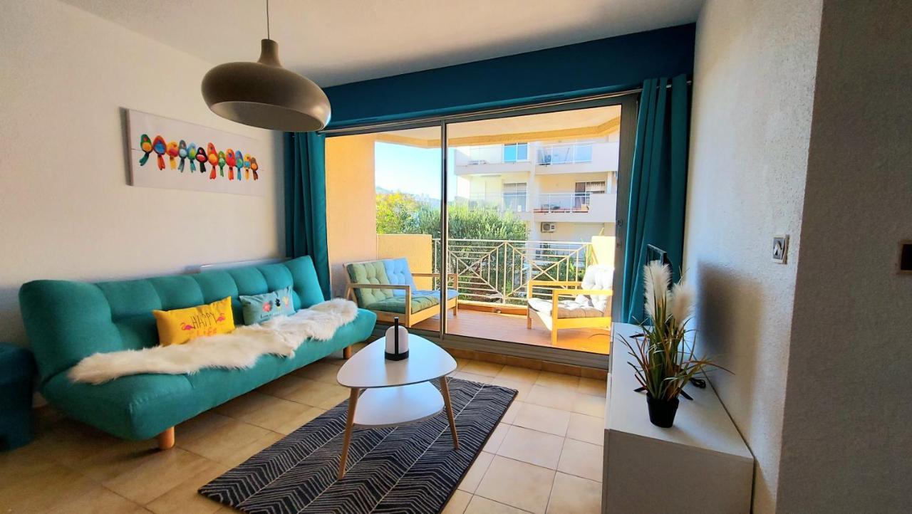 Appartement 2 Chambres, A 100M De La Plage, 7 Nuits Minimum Haute Saison, 2 Nuits Minimum Basse Saison Sainte-Maxime Exterior photo